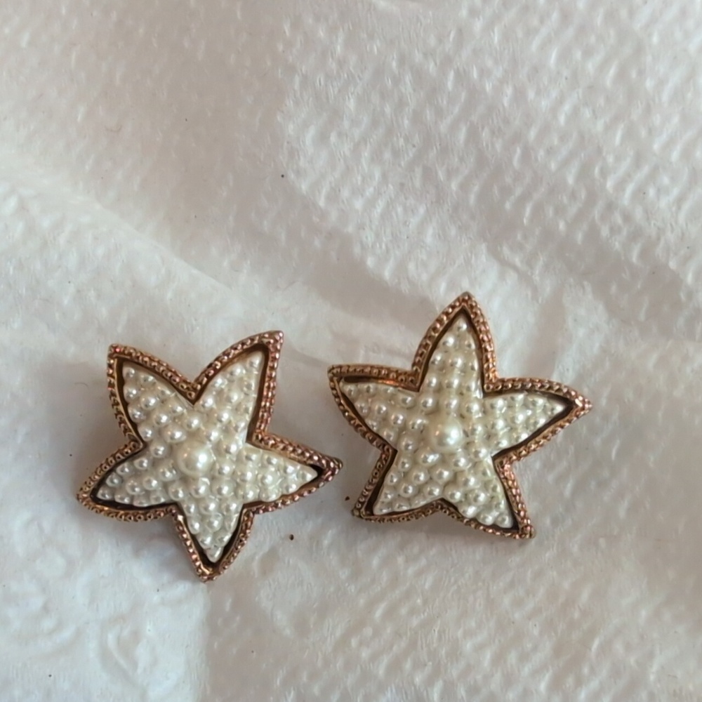 Beaded Pearl Starfish Earrings Pierced Earrings. Americana - Picture 5 of 7